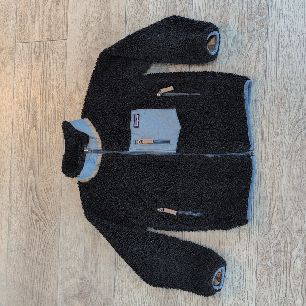 Boys Patagonia Retro Pile Jacket, Size Small